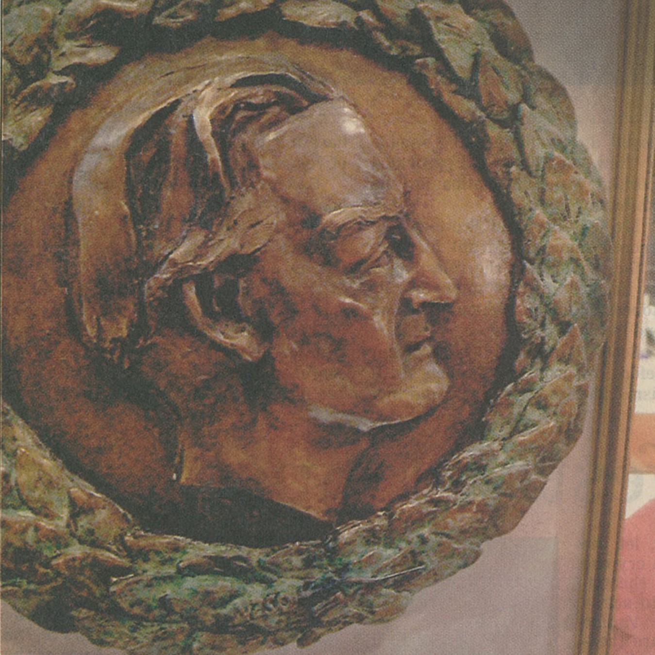 Alex Lindsay M.B.E. (Sculpture), Alison Kissling 