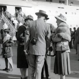 Passenger ship arrives in Wellington