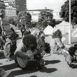 1975 Māori Land protest at Parliament