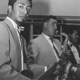 Performing in the Student Union Building, Victoria University