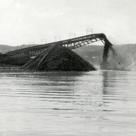 Dumping soil in Evans Bay