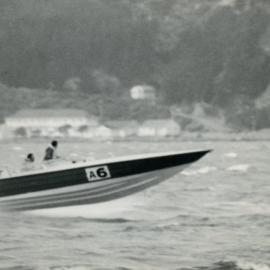Speedboat in Evans Bay