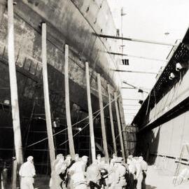 Workers at the Jubilee Floating Dock