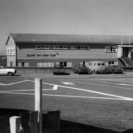Surf Club, 250 The Esplanade, Island Bay