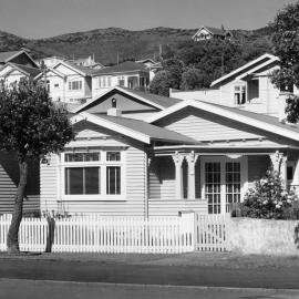 72 The Parade, Island Bay